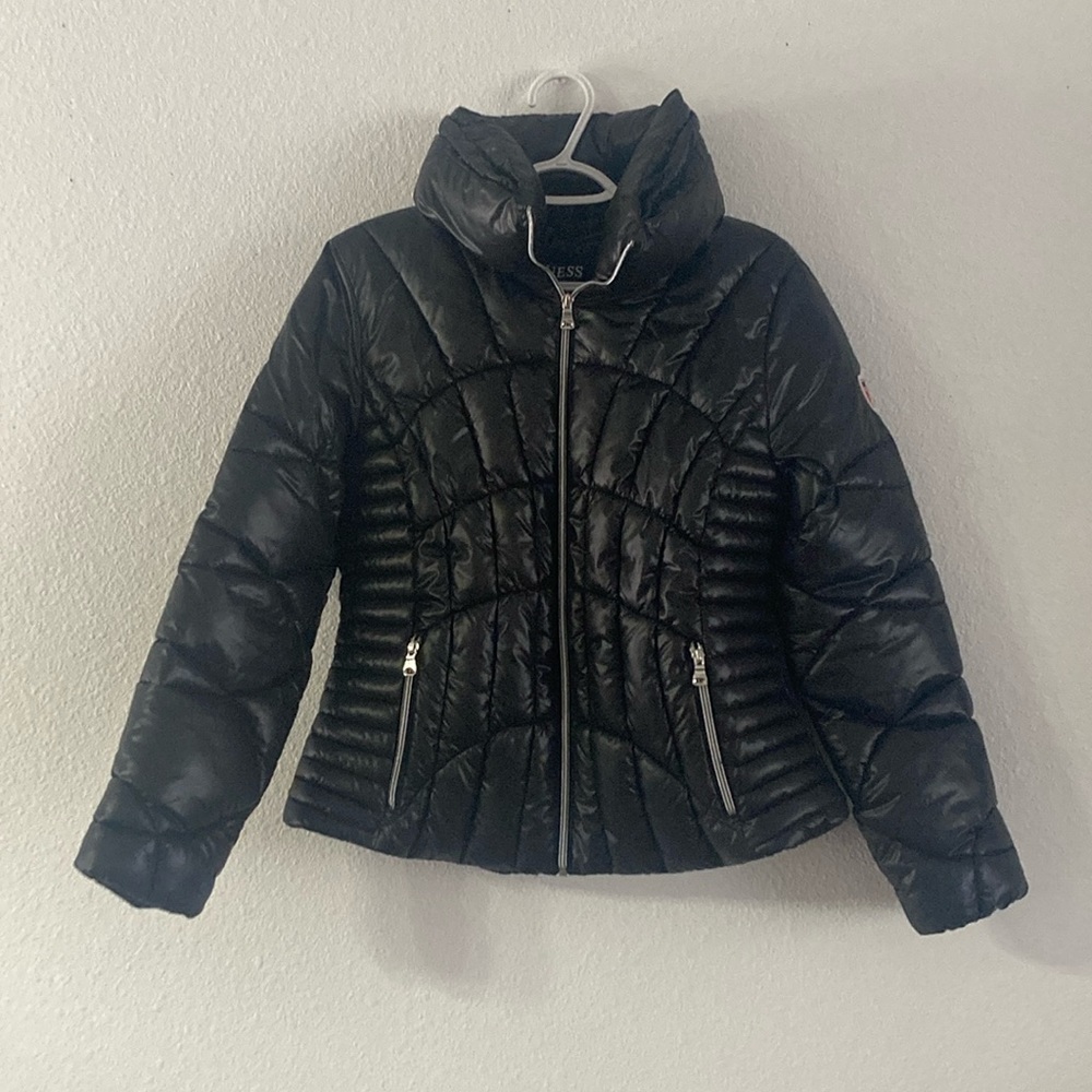 Women’s guess puffer jacket